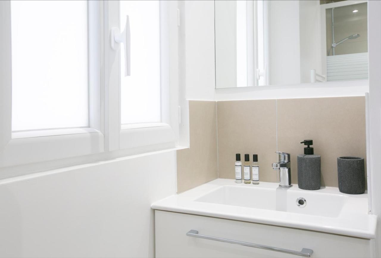 Charming 1 Bedroom Marais Hideaway - Fb17A Paris Eksteriør billede
